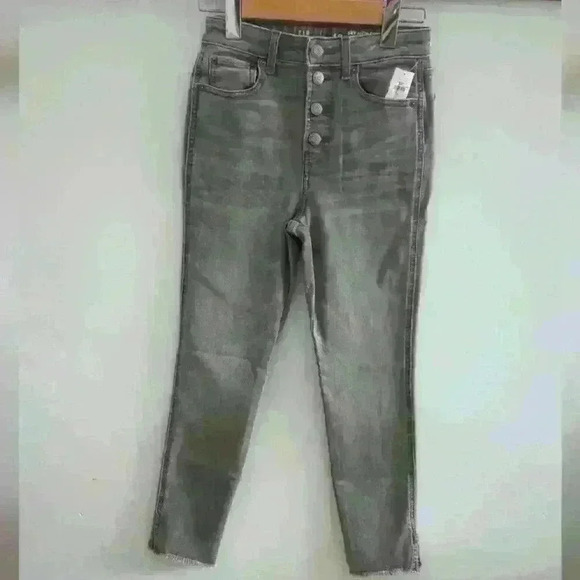 GAP | Teen Girls Grey Wash Sky High-Rise Skinny Ankle Jeans - Picture 2 of 5